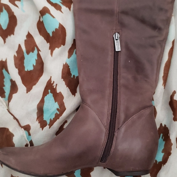 Kenneth Cole Reaction overknee boots - Picture 6 of 9